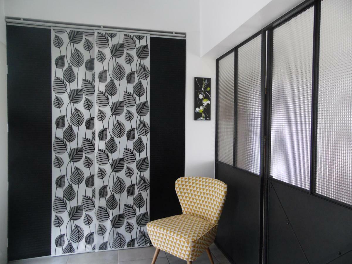 Chambre Les Hortensias ชาลองส์ ภายนอก รูปภาพ
